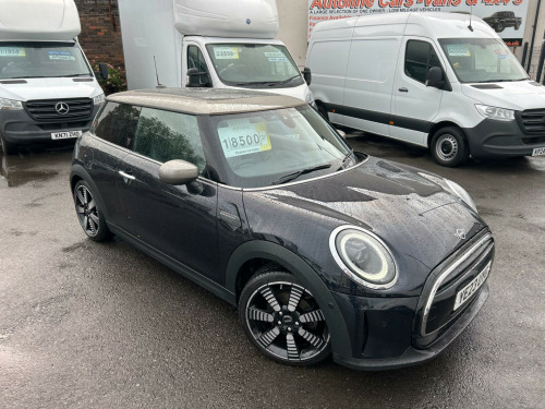 MINI Hatch  1.5 Cooper Exclusive Steptronic Euro 6 (s/s) 3dr