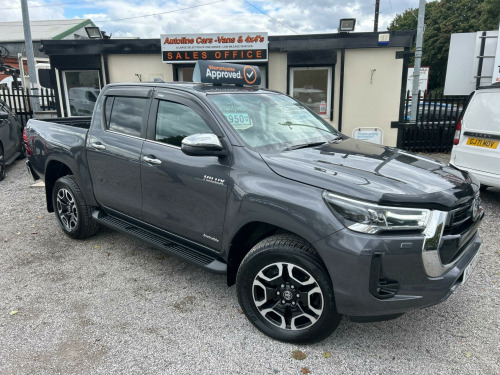 Toyota Hi-Lux  2.8 D-4D Invincible Auto 4WD Euro 6 (s/s) 4dr