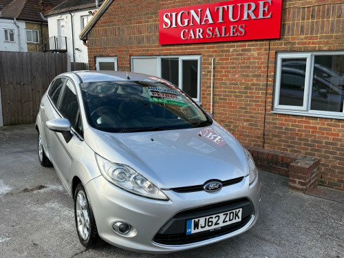 Ford Fiesta  1.4 Zetec 5dr