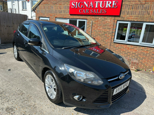 Ford Focus  1.6 Titanium Navigator Powershift Euro 5 5dr