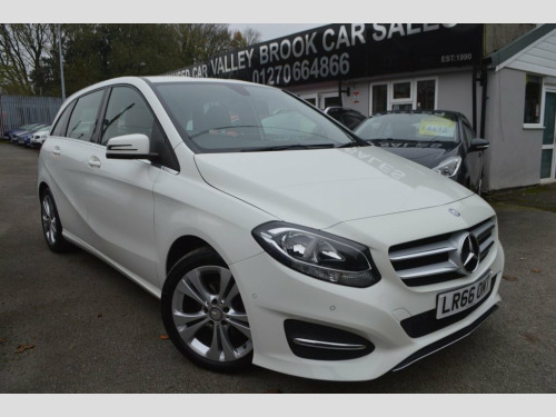 Mercedes-Benz B-Class  1.5 B180d Sport (Executive) MPV 5dr Diesel 7G-DCT 