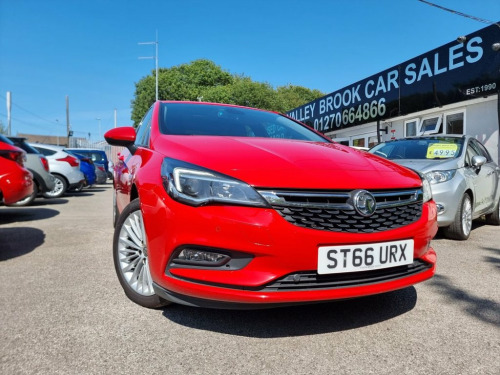 Vauxhall Astra  1.4i Turbo Elite Nav Hatchback 5dr Petrol Auto Eur