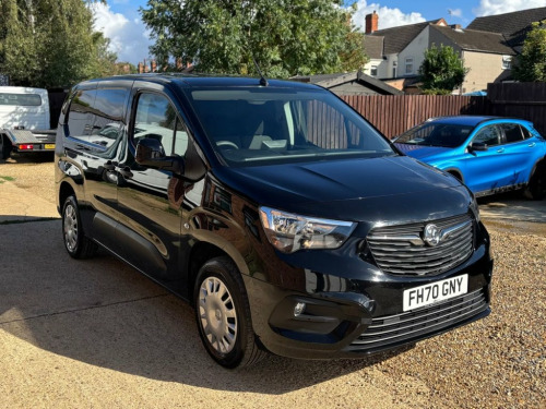 Vauxhall Combo  1.5 Turbo D 2300 Sportive Panel Van 4dr Diesel Man
