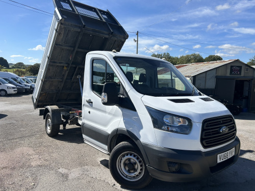 Ford Transit  2.0 TDCi 130ps Chassis Cab