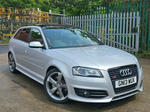Audi S3  2.0 TFSI Black Edition Sportback 5dr Petrol Manual quattro Euro 5 (265 ps)