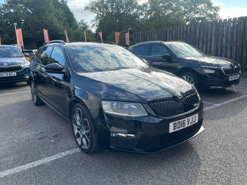 Skoda Octavia  2.0 TFSI vRS Estate 5dr Petrol DSG Euro 6 (s/s) (SNav) (220 ps)