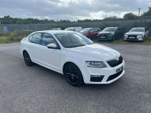 Skoda Octavia  2.0 TDI vRS Hatchback 5dr Diesel Manual Euro 5 (s/s) (184 ps)