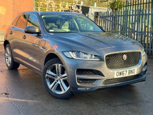 Jaguar F-PACE  3.0 D300 V6 Portfolio SUV 5dr Diesel Auto AWD Euro 6 (s/s) (300 ps)