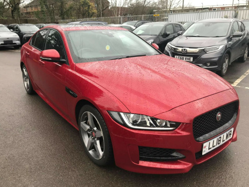 Jaguar XE  2.0i R-Sport Saloon 4dr Petrol Auto Euro 6 (s/s) (250 ps) 