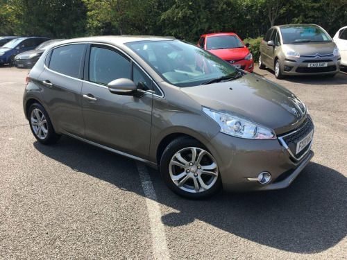 Peugeot 208  1.6 e-HDi Allure Euro 5 (s/s) 5dr