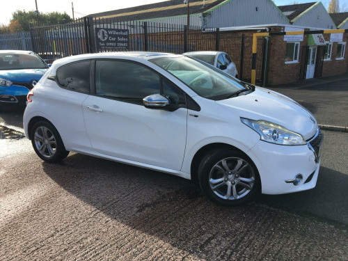Peugeot 208  1.2 VTi Style Euro 5 3dr