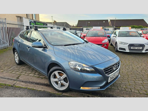 Volvo V40  1.6 D2 SE Nav Hatchback 5dr Diesel Manual Euro 5 (