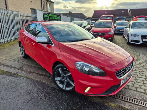 Volvo V40  1.6 D2 R-Design Hatchback 5dr Diesel Manual Euro 5