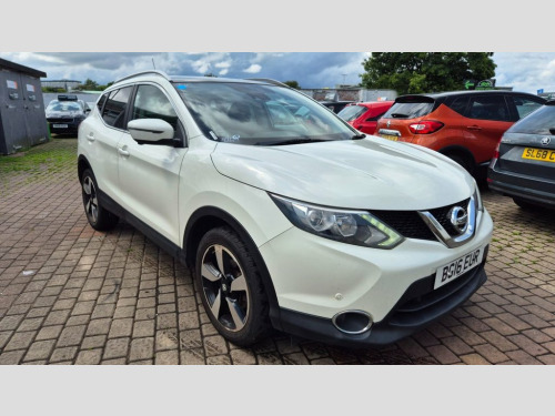 Nissan Qashqai  1.5 dCi N-Connecta SUV 5dr Diesel Manual 2WD Euro 