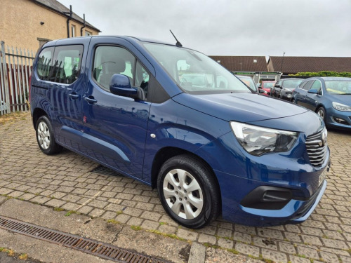 Vauxhall Combo  1.5 Turbo D BlueInjection Energy MPV 5dr Diesel Ma