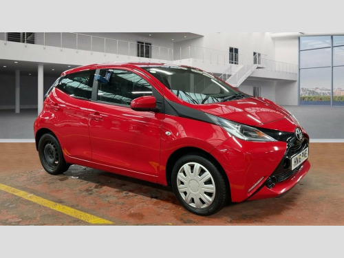 Toyota AYGO  1.0 VVT-i x-play Hatchback 5dr Petrol Manual Euro  