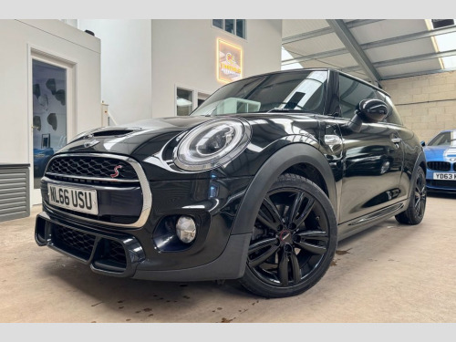 MINI Hatch  2.0 Cooper S Works Hatchback 3dr Petrol Manual Eur