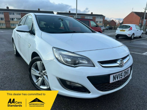 Vauxhall Astra  1.6 16v SRi Hatchback 5dr Petrol Manual Euro 5 (115 ps) 