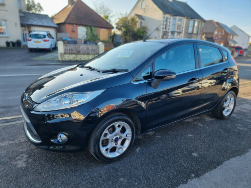 Ford Fiesta  ZETEC 16V 5-Door