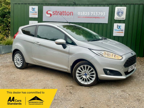 Ford Fiesta  1.0T EcoBoost Titanium Hatchback 3dr Petrol Manual Euro 5 (s/s) (100 ps)