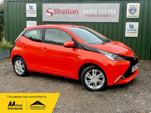 Toyota AYGO  1.0 VVT-i x-pression x-wave 5dr Petrol Manual Euro 5 Euro 5 (68 ps)