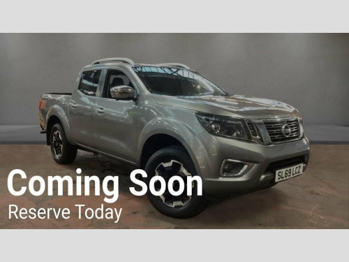 Nissan Navara  2.3 dCi Tekna Pickup Double Cab 4dr Diesel Manual 