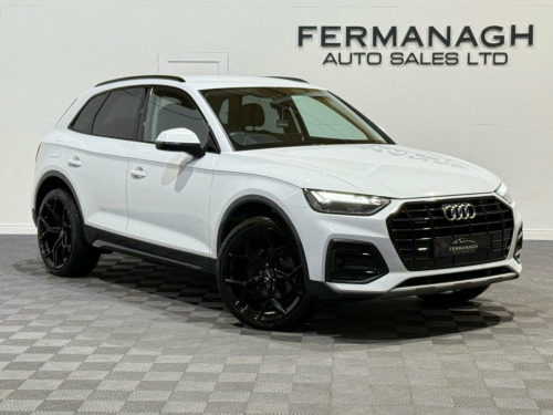 Audi Q5  2.0 TDI 40 Sport SUV 5dr Diesel S Tronic quattro E 