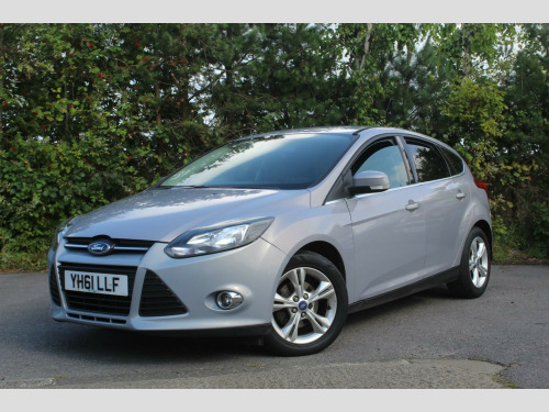 Ford Focus  1.6 Zetec Euro 5 5dr