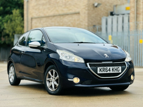 Peugeot 208  1.2 VTi PureTech Style Euro 5 3dr