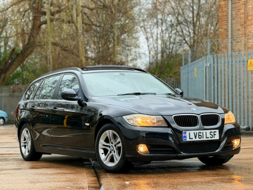 BMW 3 Series  2.0 318i ES Touring Steptronic Euro 5 5dr 