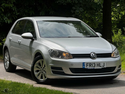 Volkswagen Golf  1.6 SE TDI BLUEMOTION TECHNOLOGY 5d 103 BHP