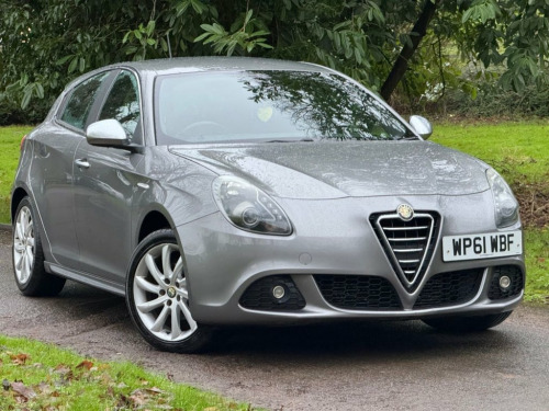 Alfa Romeo Giulietta  1.6 JTDM-2 Veloce Hatchback 5dr Diesel Manual Euro