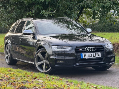 Audi S4 Avant  3.0 TFSI V6 Black Edition Estate 5dr Petrol S Tron