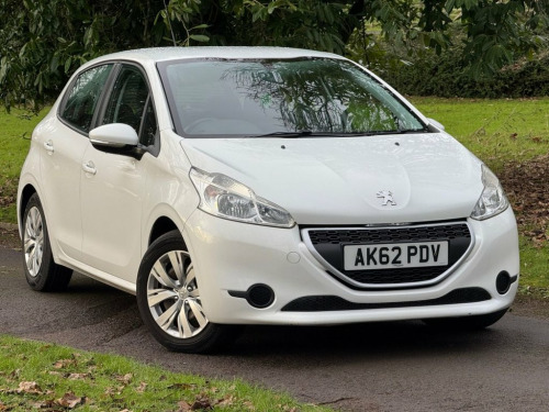 Peugeot 208  1.4 HDi Access+ Hatchback 5dr Diesel Manual Euro 5