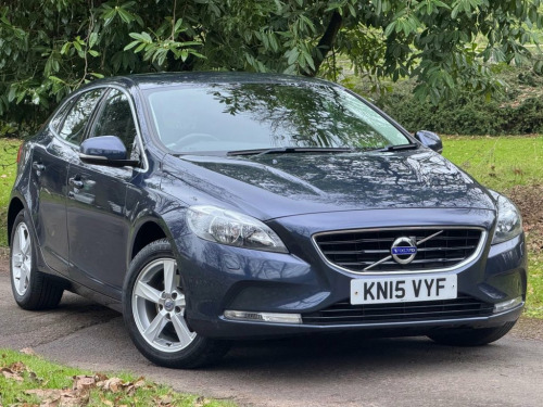 Volvo V40  1.6 D2 SE Nav Hatchback 5dr Diesel Manual Euro 5 (