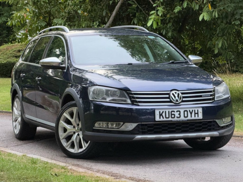 Volkswagen Passat  2.0 TDI BlueMotion Tech Alltrack Estate 5dr Diesel