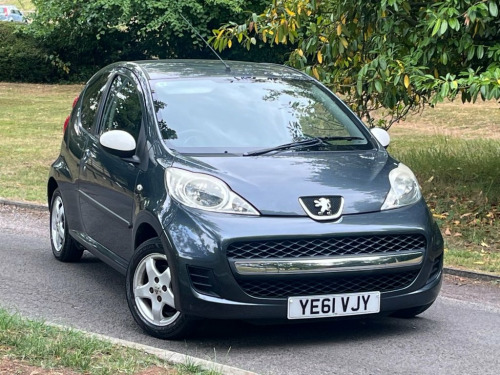 Peugeot 107  1.0 12V Sportium Hatchback 3dr Petrol Manual Euro 