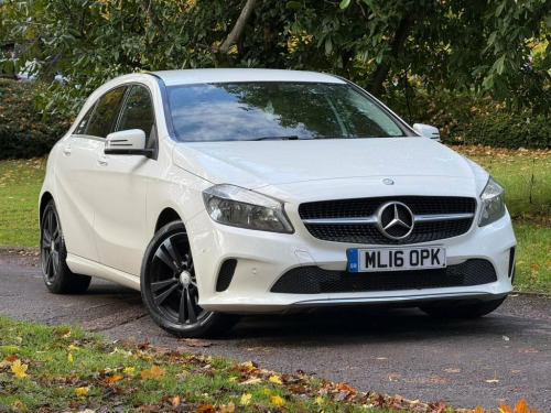 Mercedes-Benz A-Class  1.5 A180d Sport (Executive) Hatchback 5dr Diesel M
