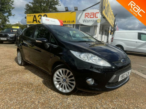 Ford Fiesta  1.4 Titanium 5dr