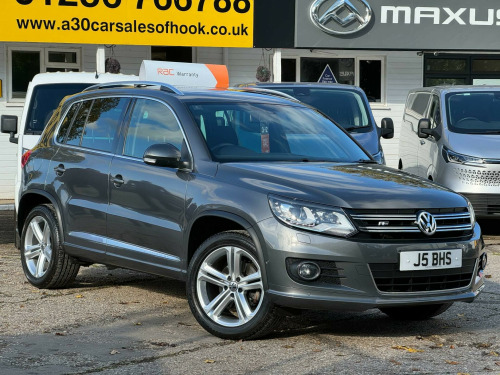 Volkswagen Tiguan  2.0 TDI BlueMotion Tech R-Line DSG 4WD Euro 5 (s/s) 5dr (Nav)