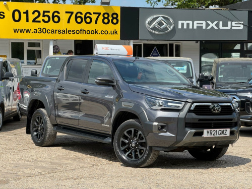 Toyota Hi-Lux  2.8 D-4D Invincible X Auto 4WD Euro 6 (s/s) 4dr