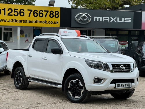 Nissan Navara  2.3 dCi Tekna Auto 4WD Euro 6 4dr 