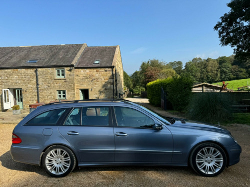 Mercedes-Benz E-Class E320 3.0 E320 CDI Sport G-Tronic 5dr