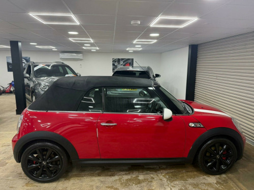 MINI Convertible  1.6 Cooper S Euro 5 (s/s) 2dr