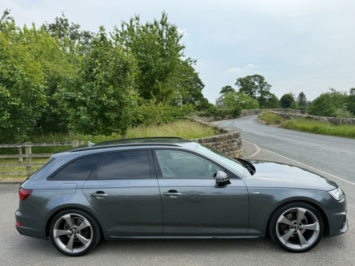 Audi A4 Avant  2.0 TFSI 40 Black Edition S Tronic Euro 6 (s/s) 5dr