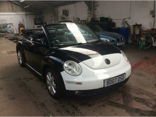 Volkswagen Beetle  2.0 S Cabriolet Auto Euro 4 2dr