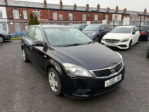 Kia ceed  1.6 1 Hatchback 5dr Petrol Auto Euro 4 (124 bhp)