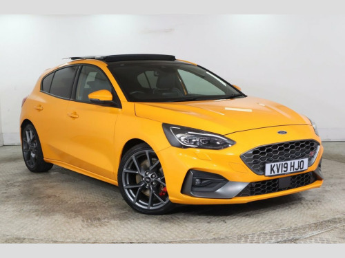 Ford Focus  2.3T EcoBoost ST Hatchback 5dr Petrol Manual Euro 