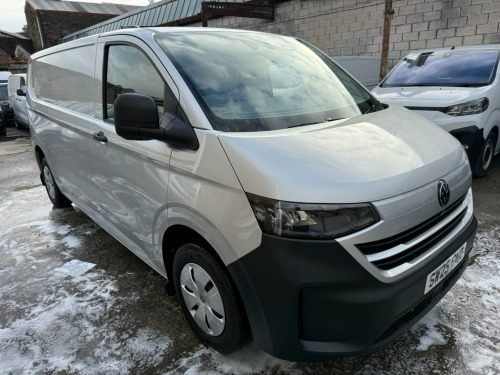 Volkswagen Transporter  2.0 TDI T28 Commerce Plus FWD LWB Euro 6 (s/s) 5dr