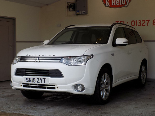 Mitsubishi Outlander  2.0h 12kWh GX3h SUV 5dr Petrol Plug-in Hybrid CVT 4WD Euro 5 (s/s) (200 ps)